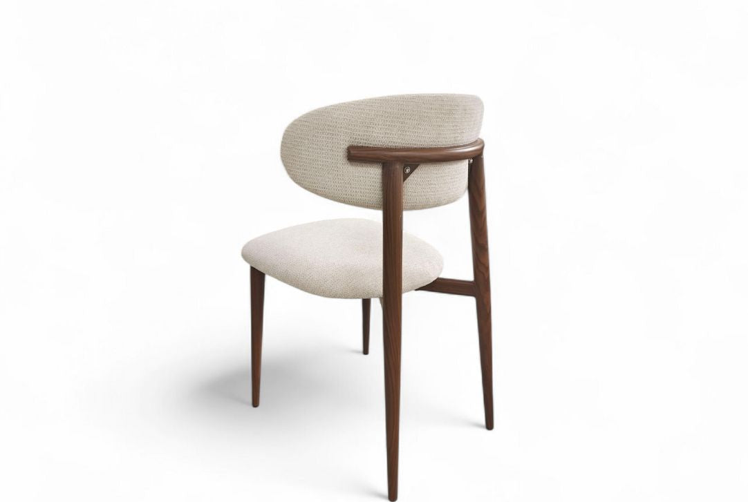 CHAISE