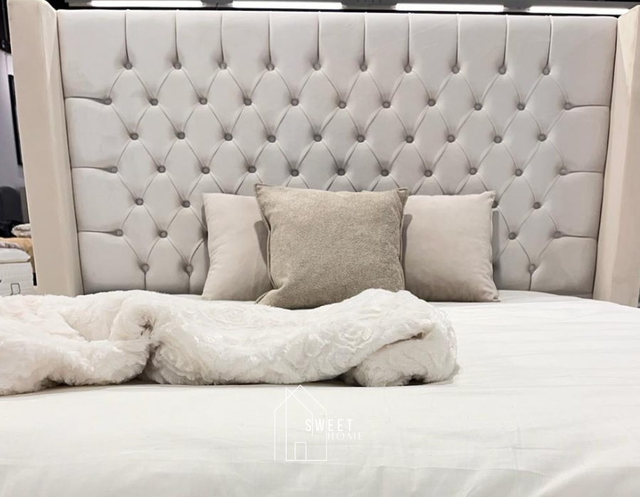 Cadre de Lit CLOUTE BIANCA (Velours)